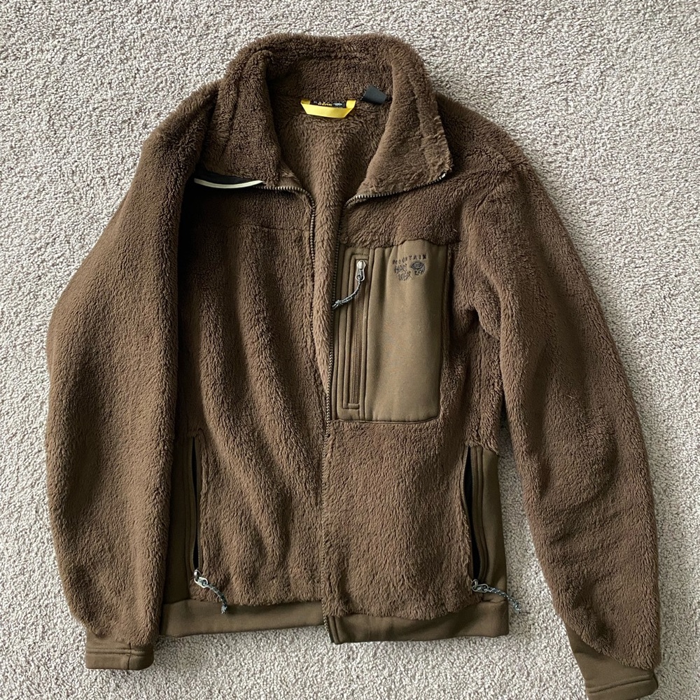 Brown women’s Mountain Hardwear jacket